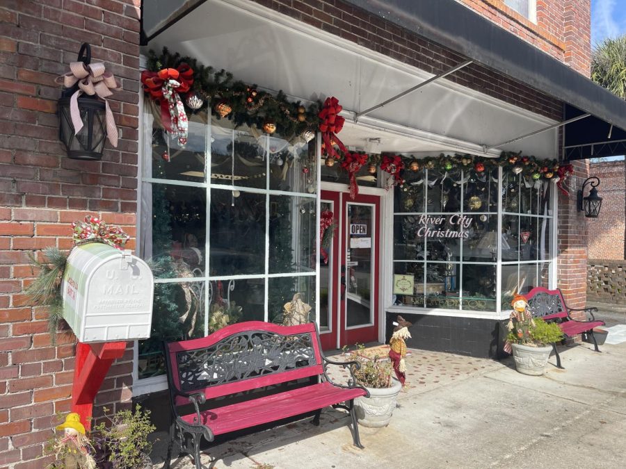 “River City Christmas” on Third Avenue decorates outside the store
all year long.