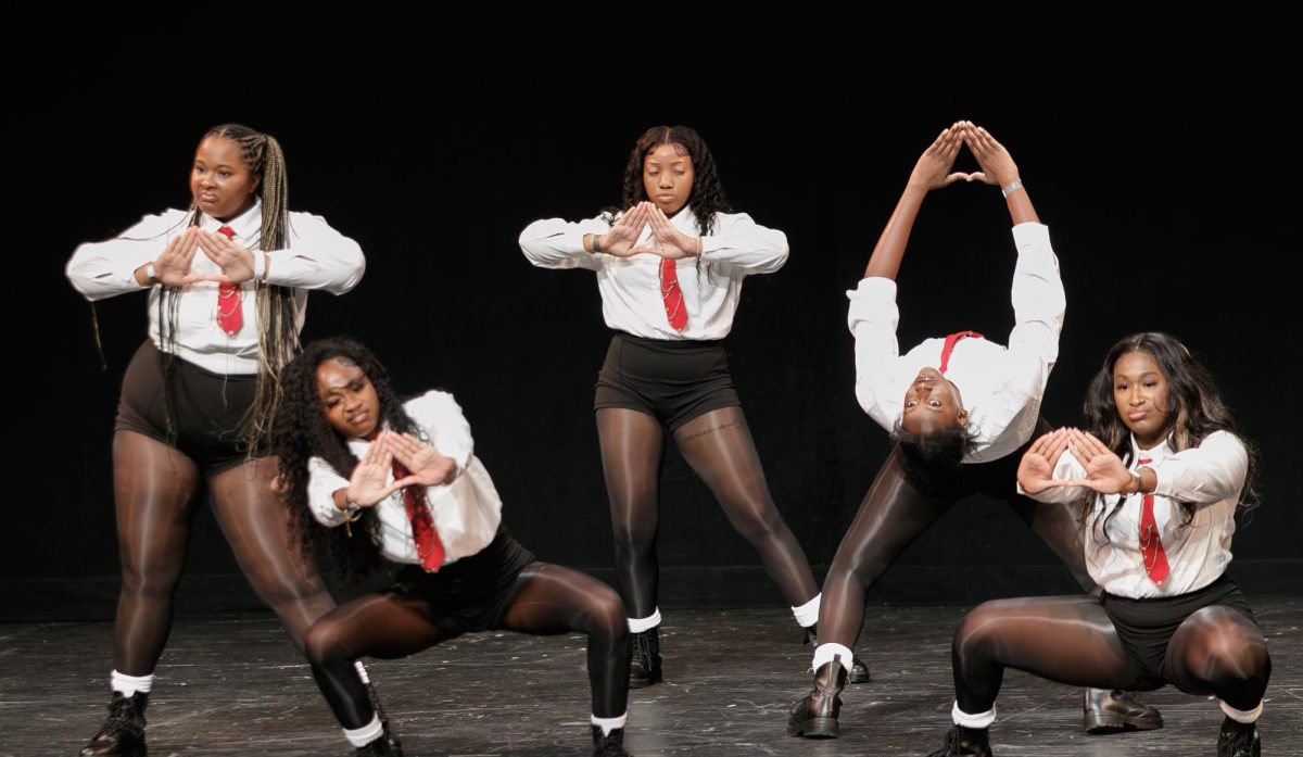 The Sigma Xi Chapter of Delta Sigma Theta Sorority, Inc. competes in the
Sound of the Yard Step Show.